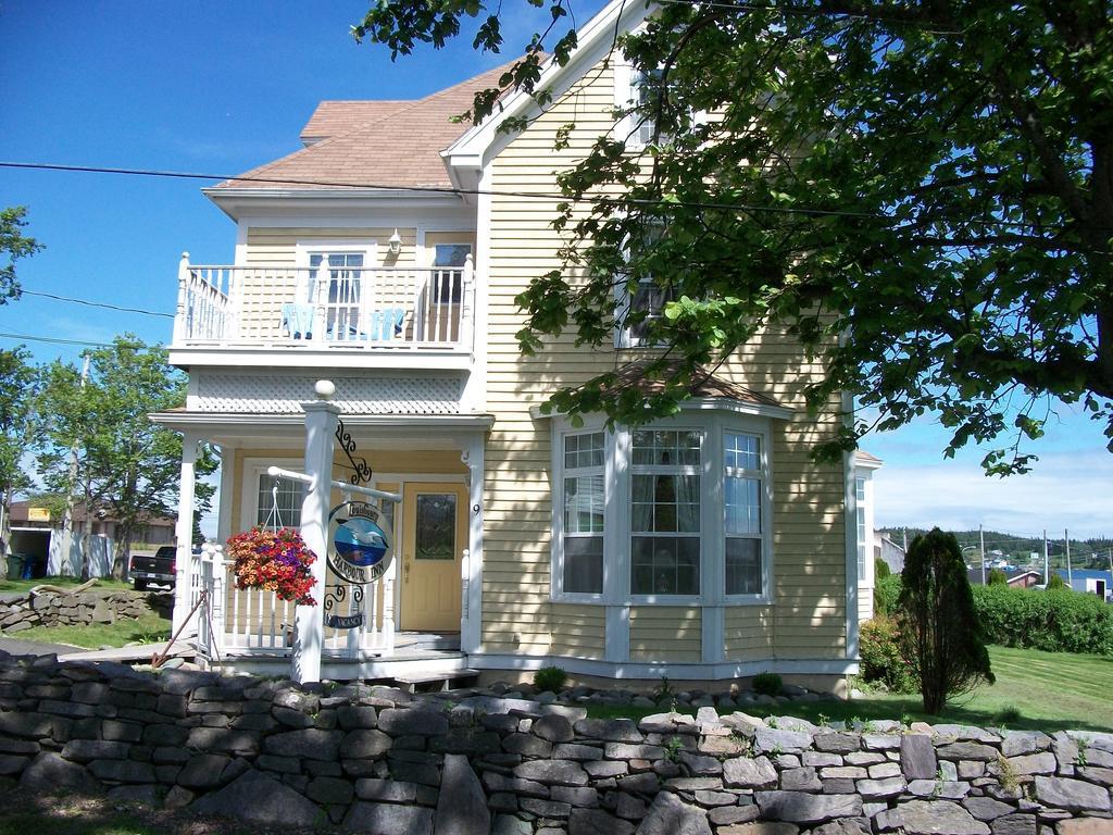 Louisbourg Harbour Inn Exterior foto