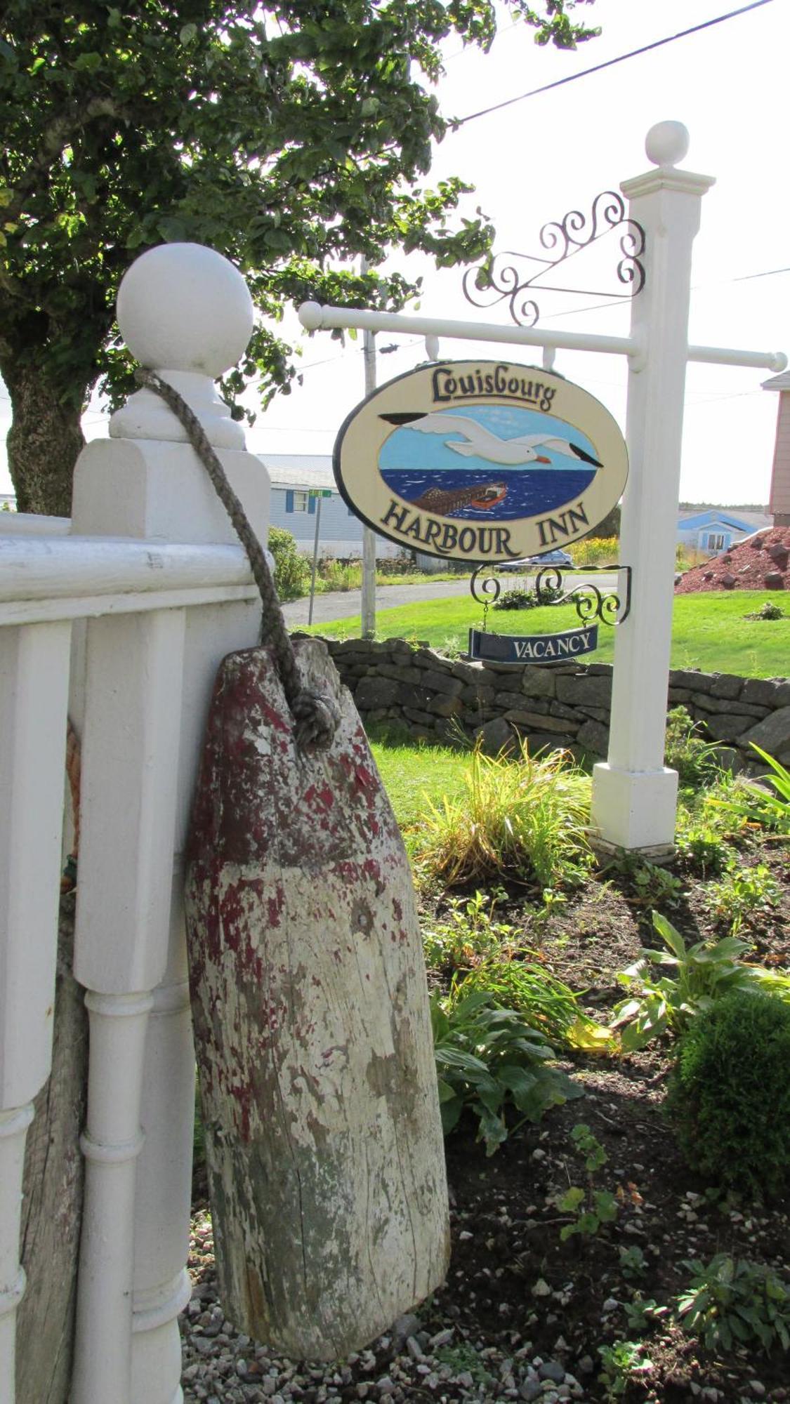 Louisbourg Harbour Inn Exterior foto